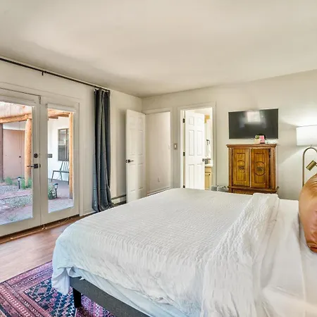 Hotel A Raven's Jewel Santa Fe