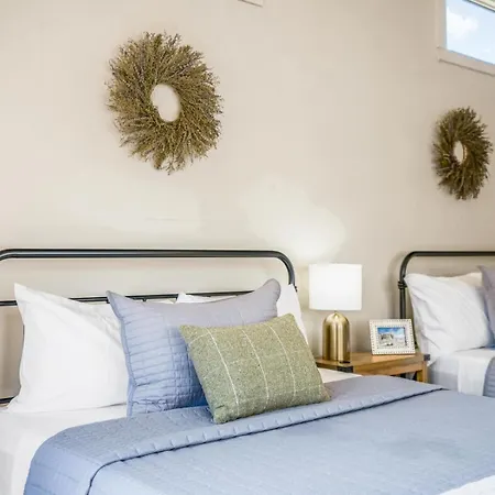 A Raven's Jewel Hotel Santa Fe